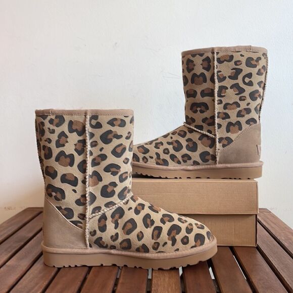 UGG Classic Short II Leopard Print Boots USA Women Size 7/UK 5/EU 38 - Picture 4 of 15